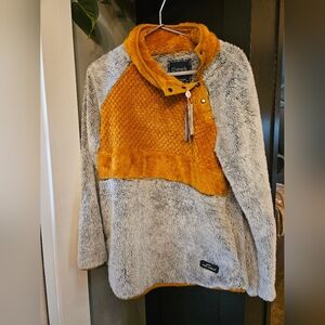 NWT simply southern asymmetrical snap fluffy fleece pullover women mediu…
